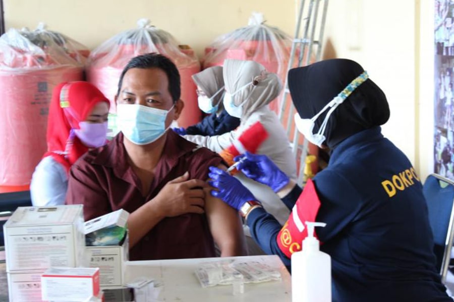 Sebanyak 30 Titik Pelaksanaan Vaksinasi Di Kalbar Tersebar Di Seluruh Kabupaten/Kota